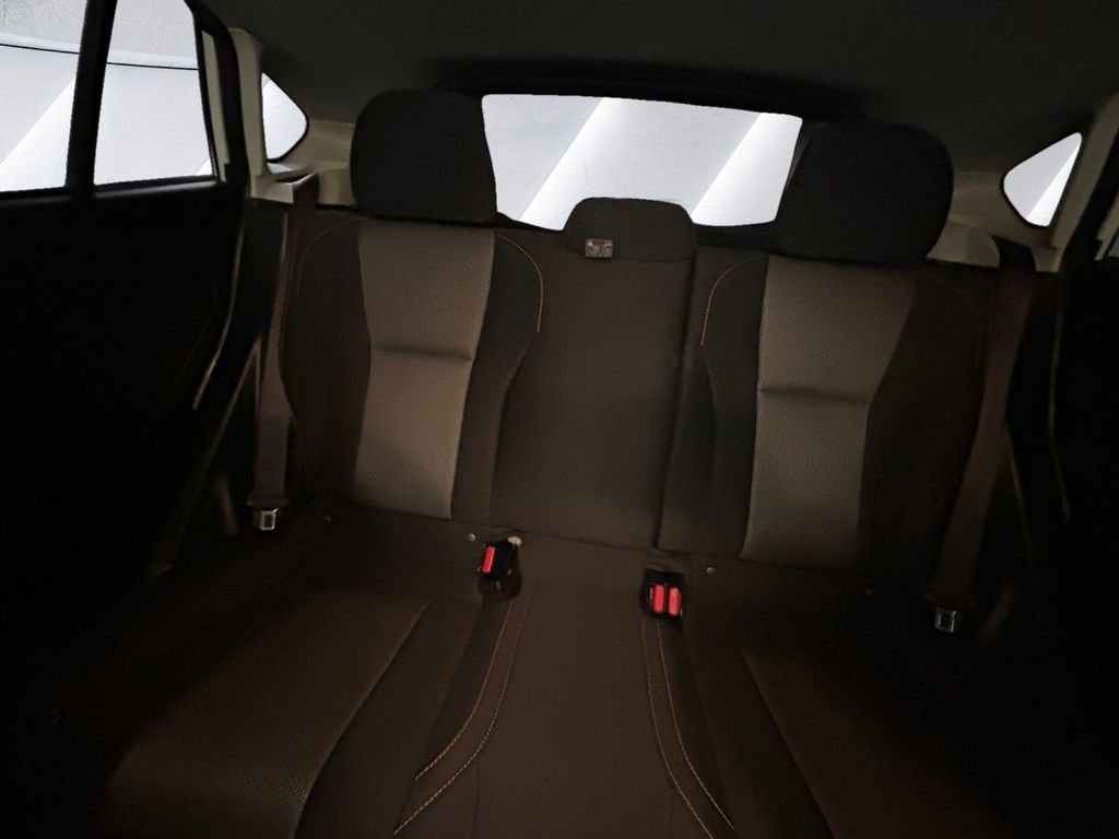 Used 2019 White Subaru 2.0i Premium image 18