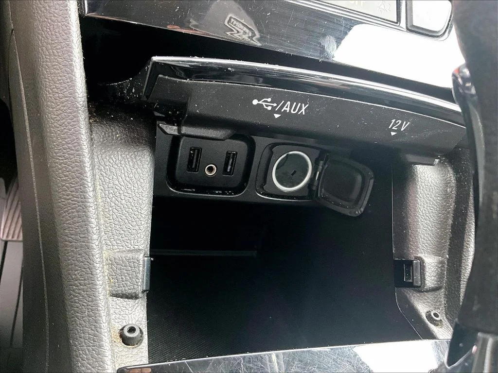Used 2018 White Buick Preferred image 30