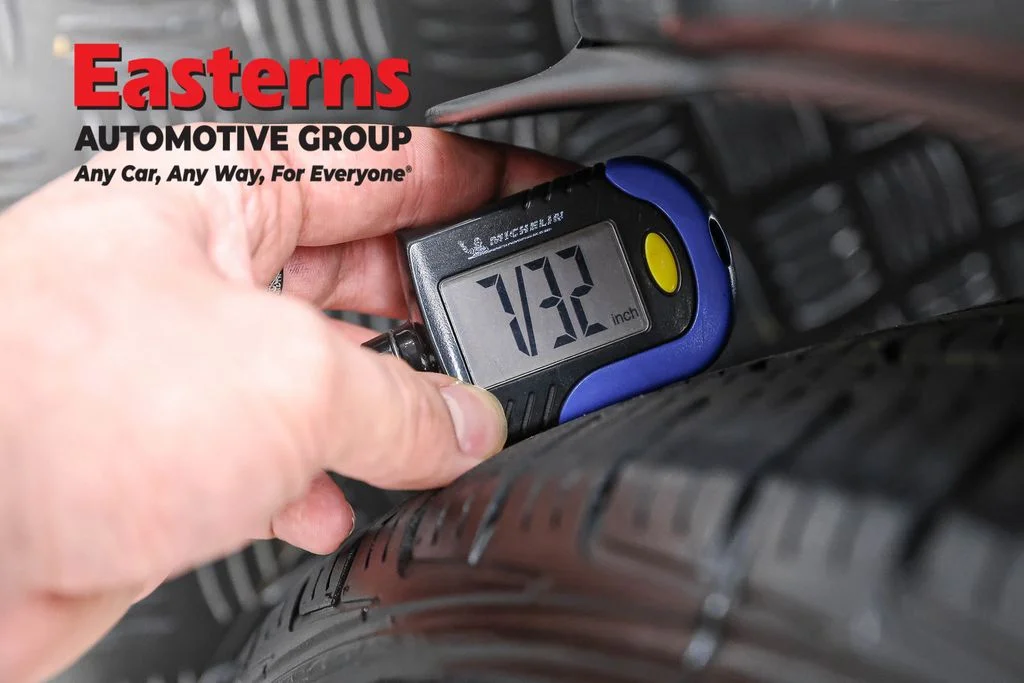 Used 2024 Black Nissan 2.5 SV image 23