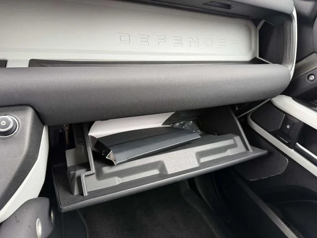 Used 2023 Gray Land Rover 110 S image 32