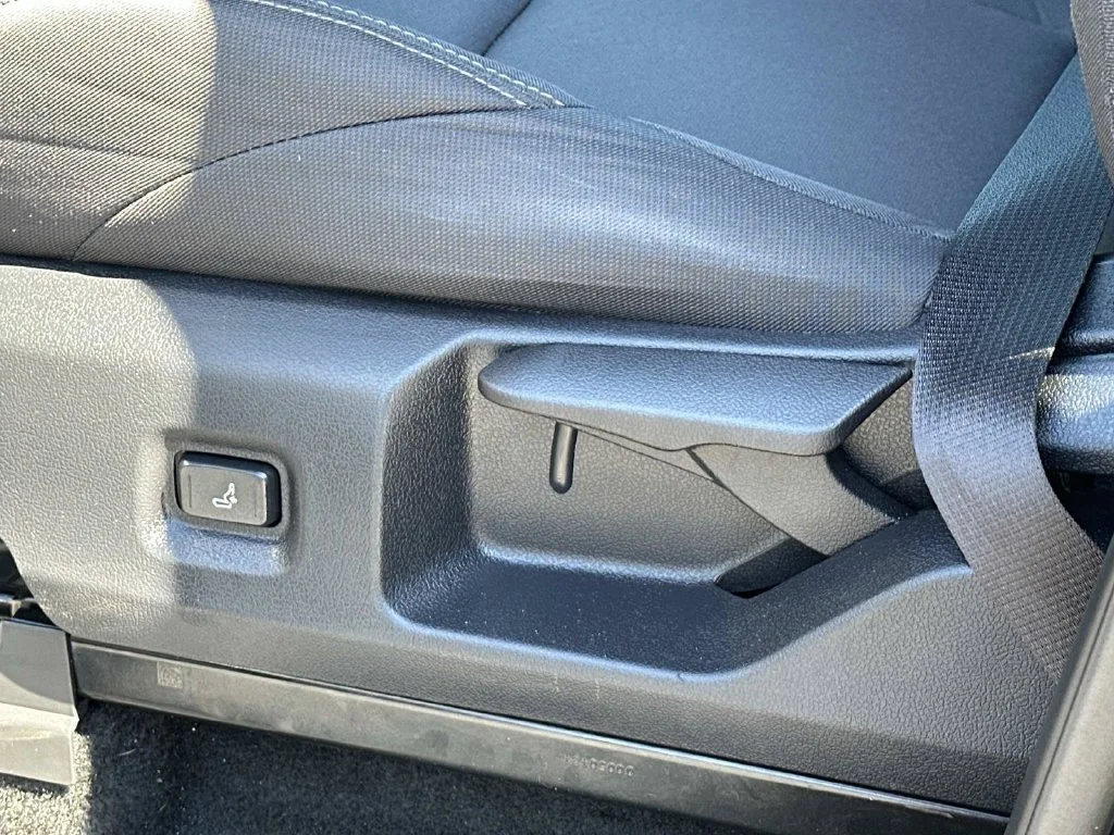 Certified Used 2024  Toyota SR5 image 25