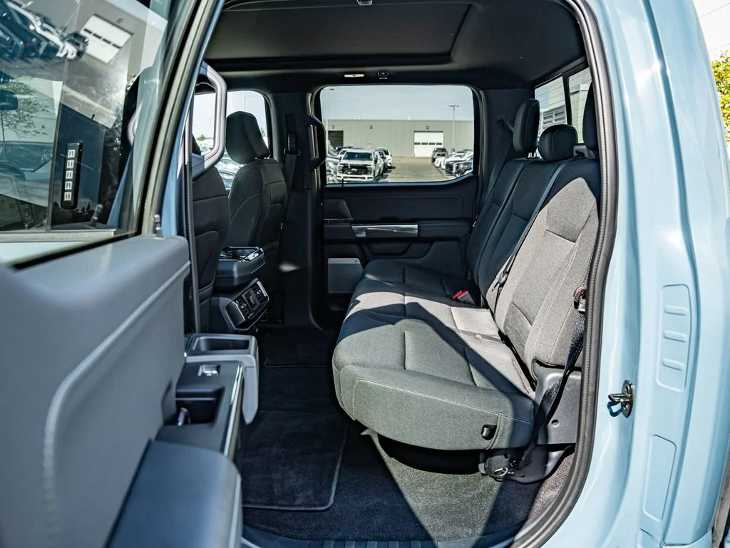 Used 2023 Area 51 Blue Ford XLT image 35