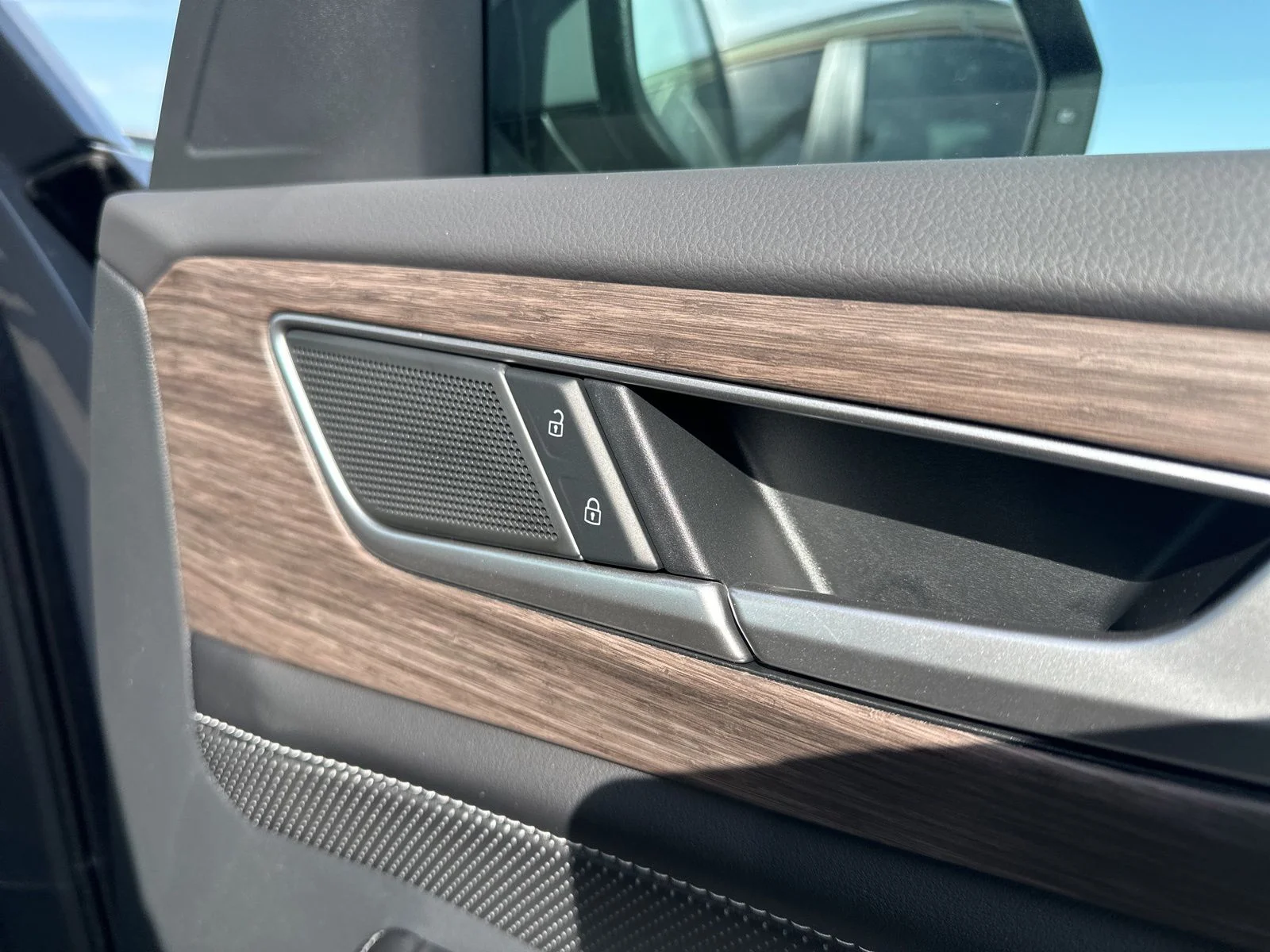 New 2026 Gray Volkswagen 2.0T SEL image 44