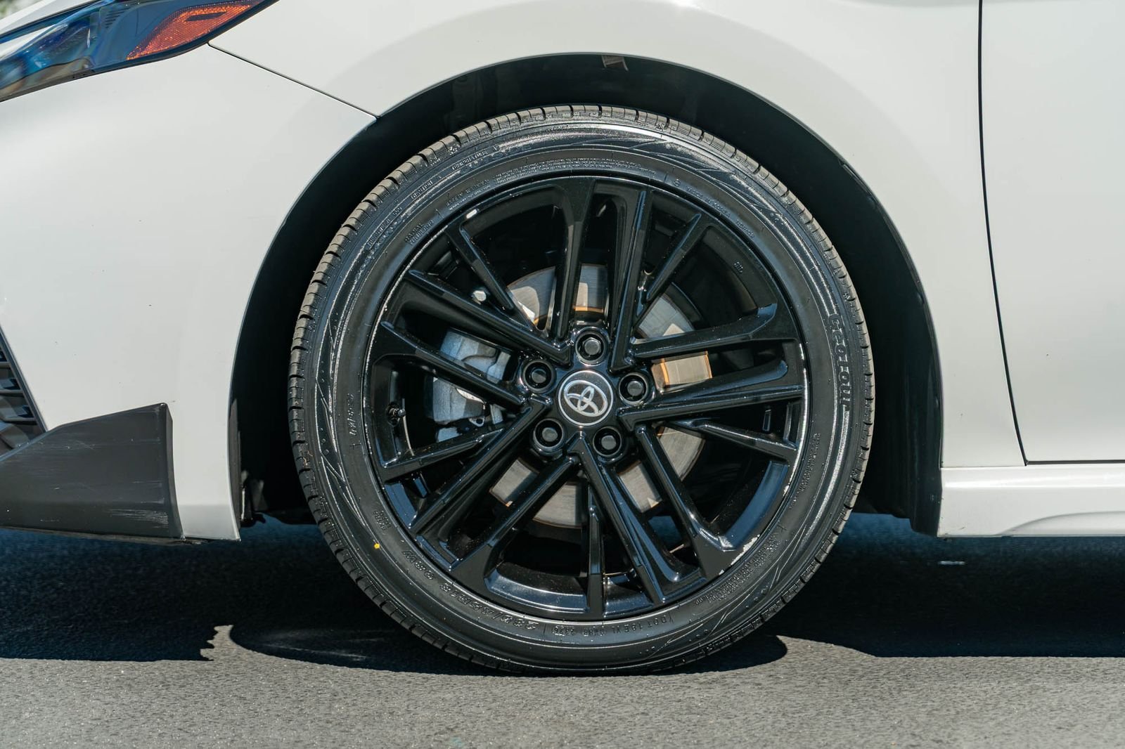 Certified Used 2025 Ice Toyota SE image 6