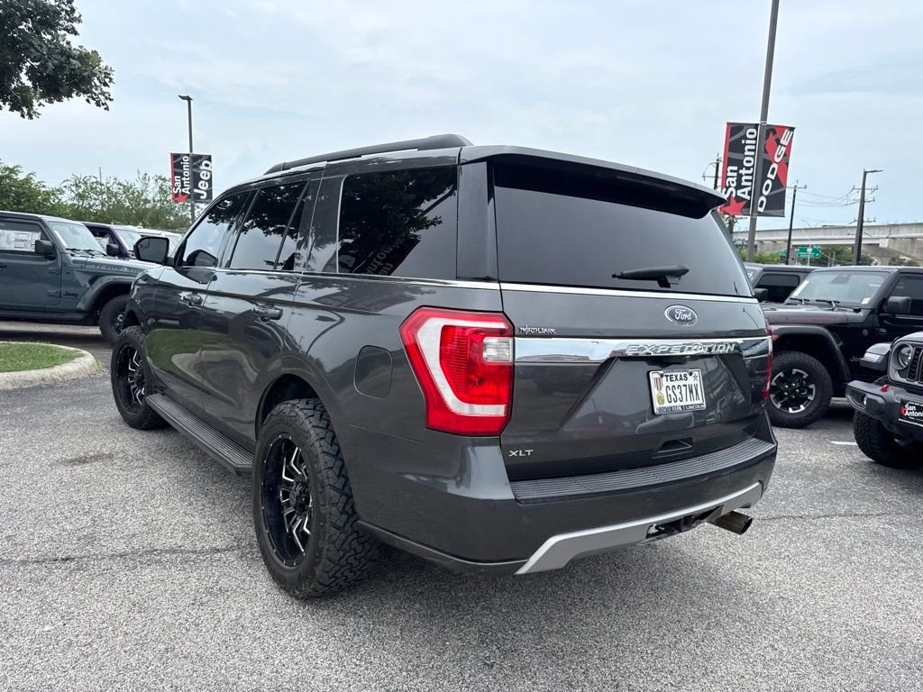 Used 2019 Gray Ford XLT image 12