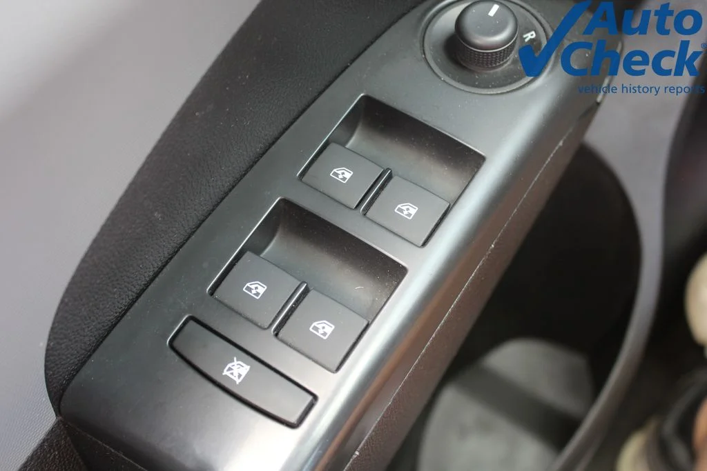 Used 2014 Blue Chevrolet LT image 17