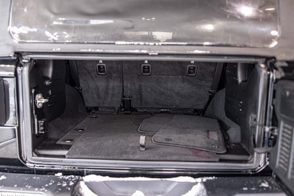 Used 2021 Black Jeep Unlimited Rubicon image 15