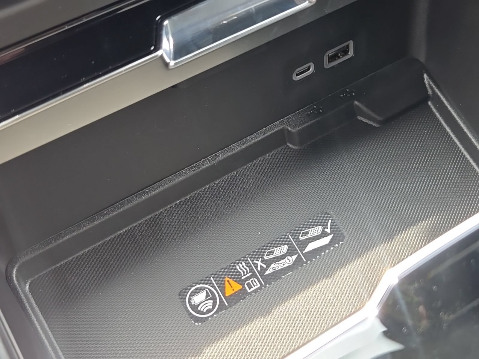 2026 GMC Yukon XL Denali - Photo 49