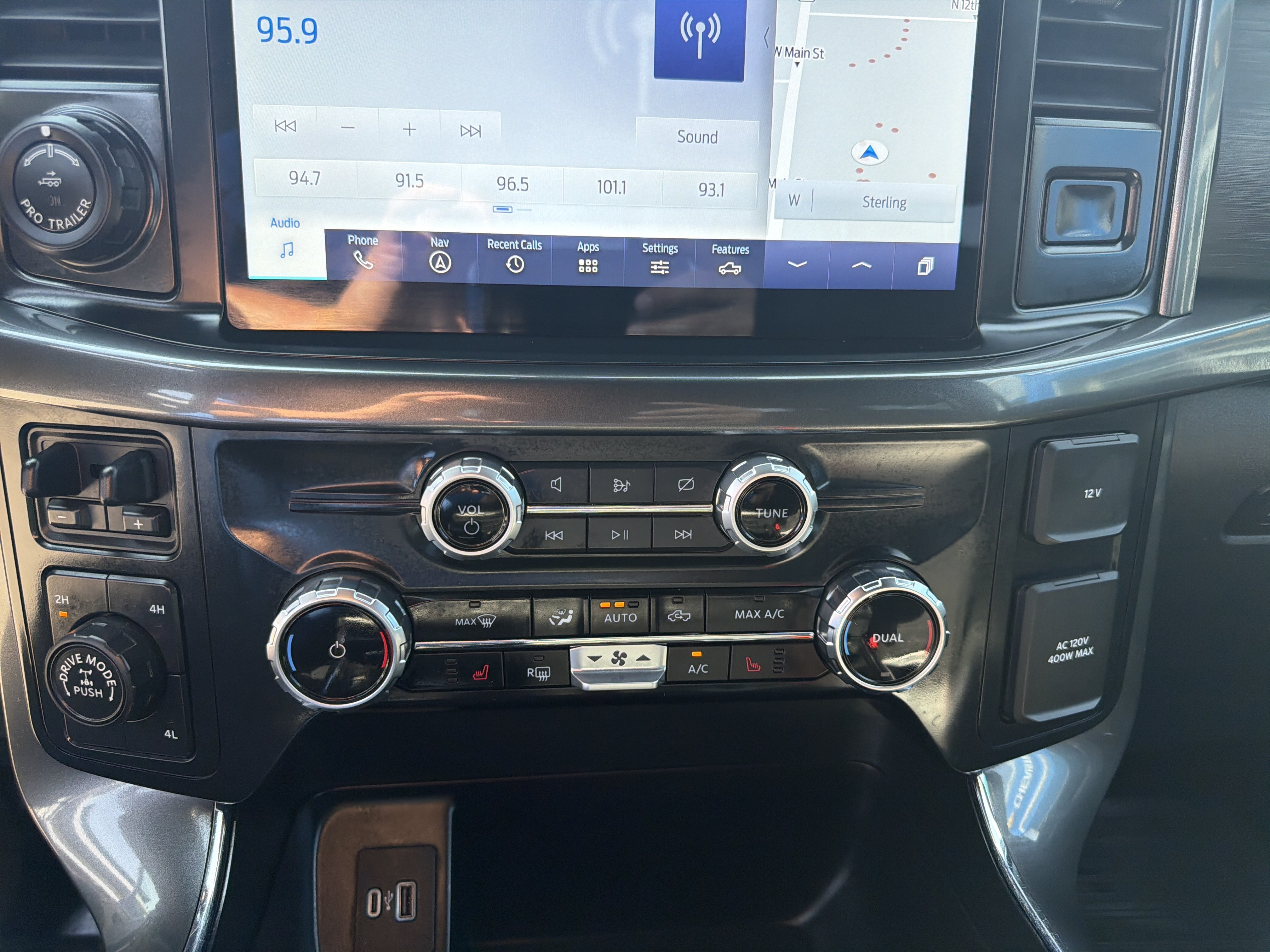 Used 2023 Silver Ford XL image 17