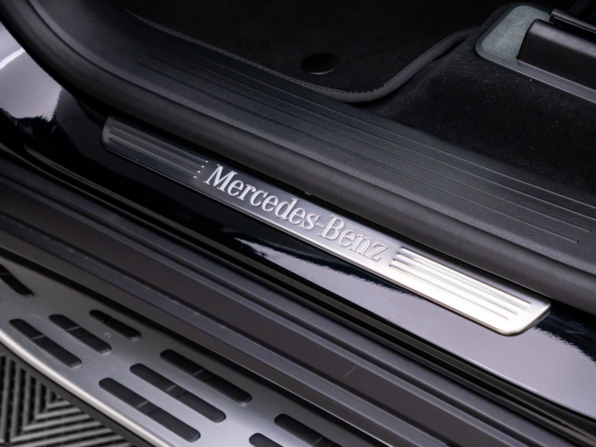 New 2026 Black Mercedes-Benz GLE 450 image 59