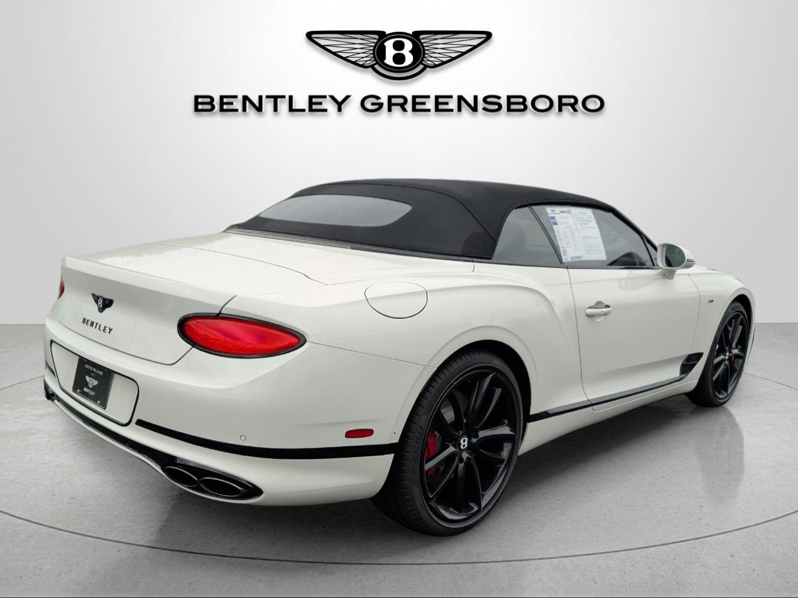 Used 2021 Ghost White Pearlescent by Mulliner Bentley GT V8 image 14