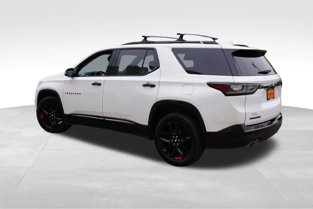 Certified Used 2019 Iridescent Pearl Tricoat Chevrolet Premier image 8