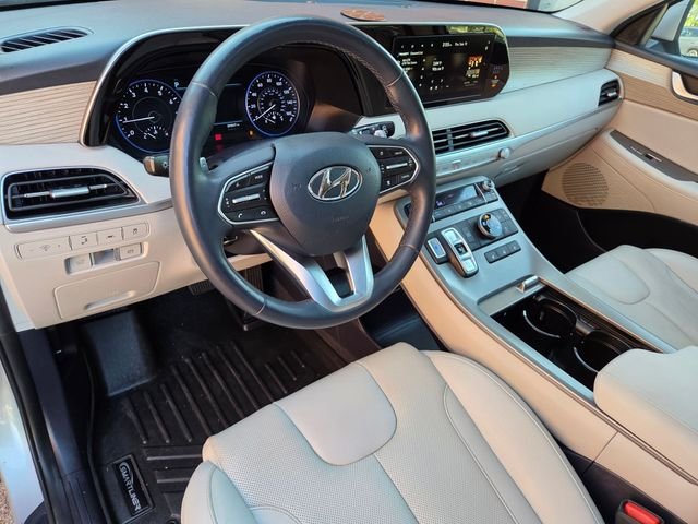 Used 2022 Silver Hyundai SEL image 10