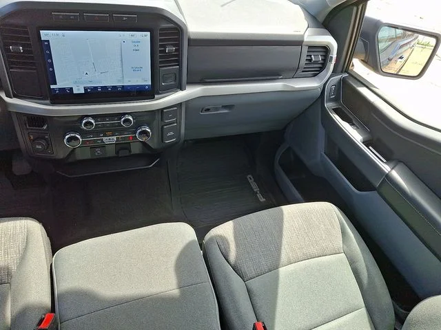 Used 2022 Blue Ford XLT image 16