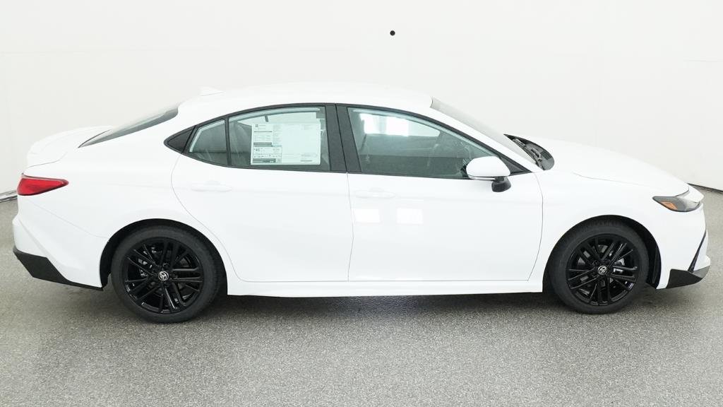 New 2026 Ice Cap Toyota SE image 5