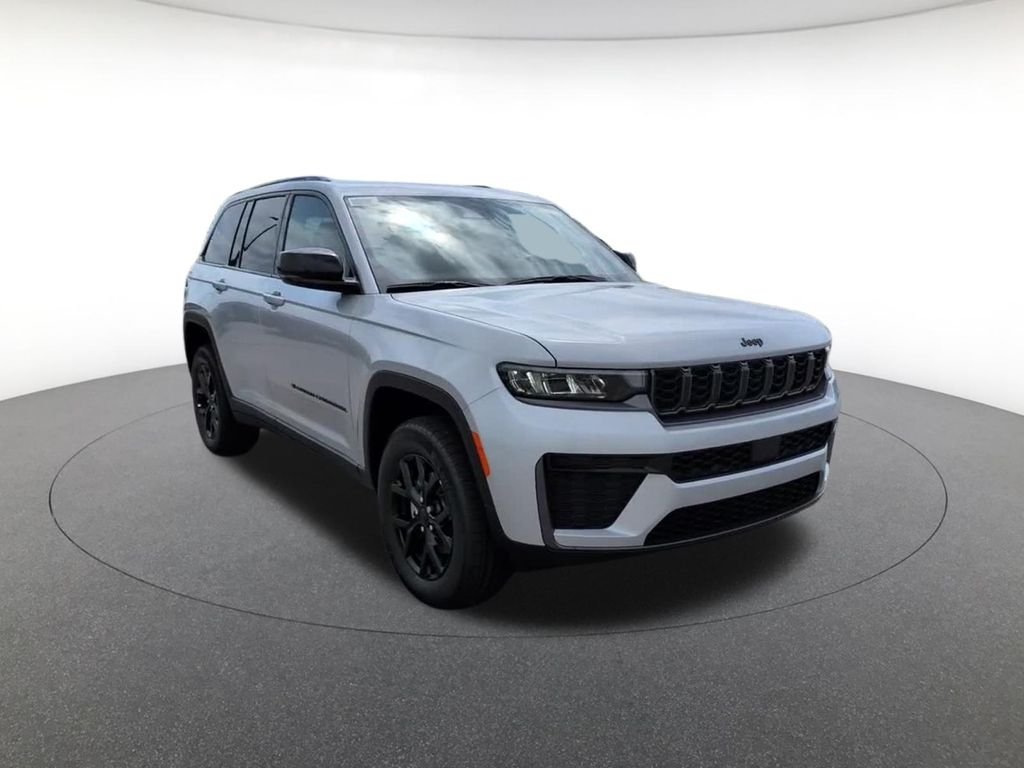 New 2026 Silver Jeep Altitude image 4