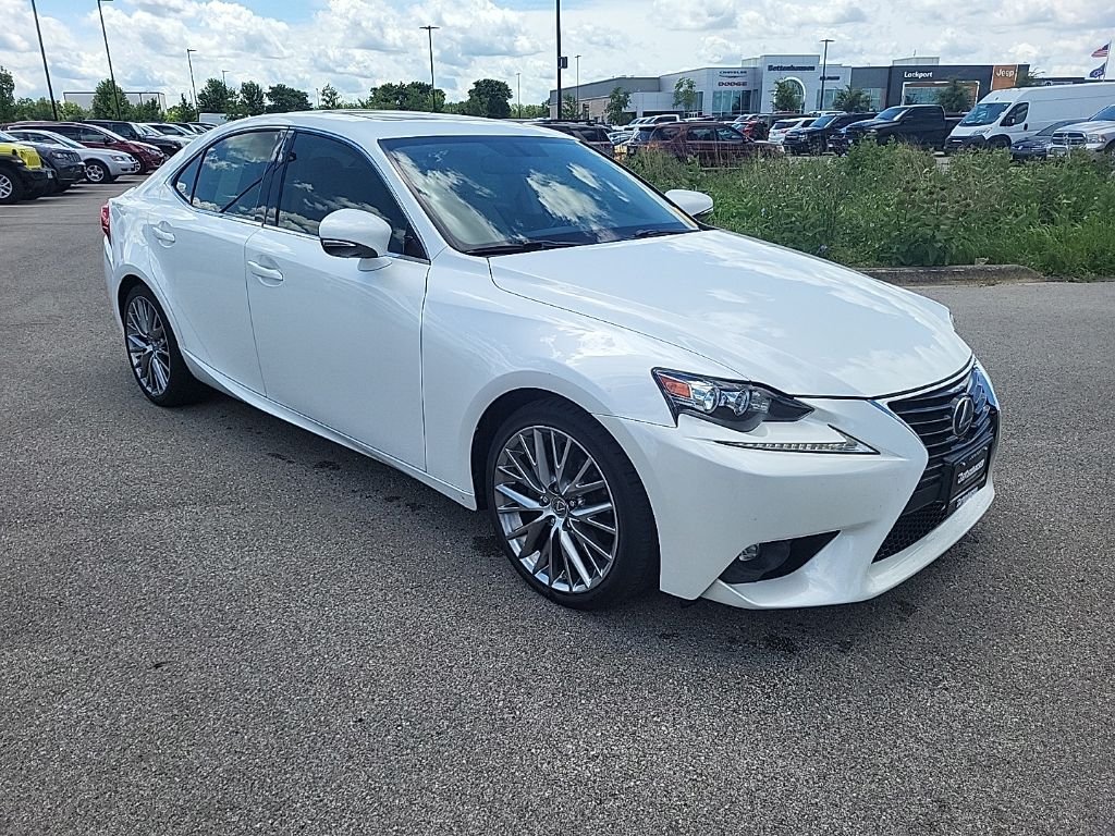 Used 2015  Lexus 250 image 7