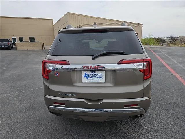 Used 2023 Gold GMC Denali Front-Wheel Drive image 4