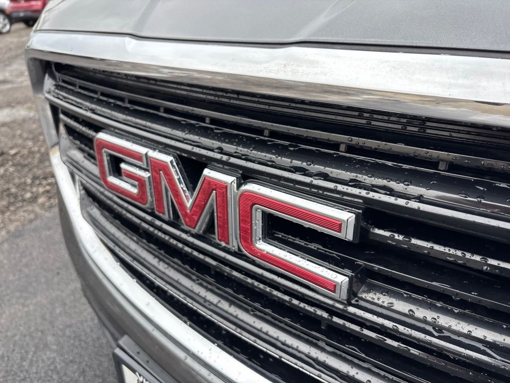 Used 2019 Gray GMC SLE image 9