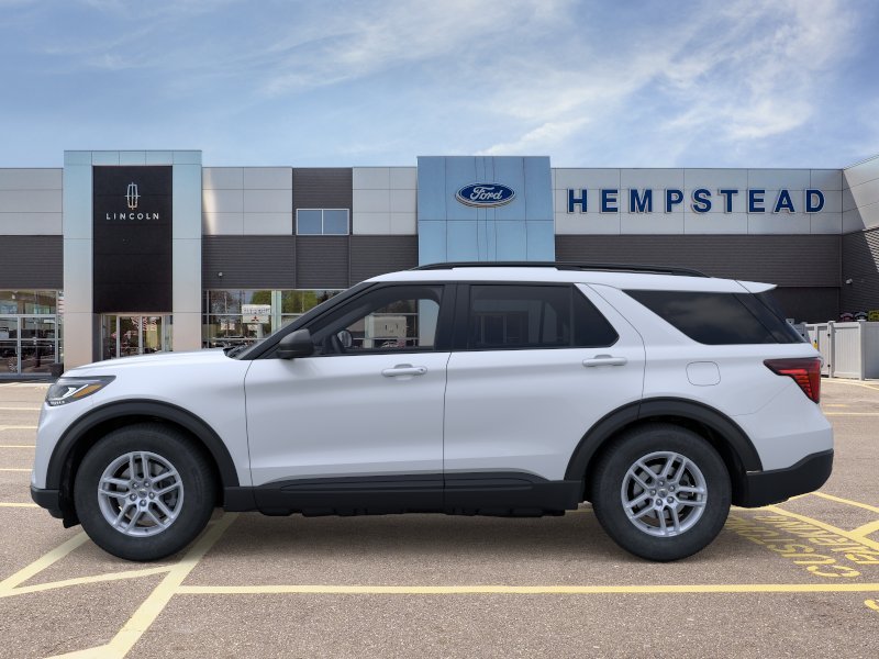 New 2026 Space White Metallic Ford Active image 3
