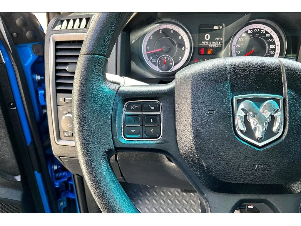 Used 2019 Blue Ram Express image 18
