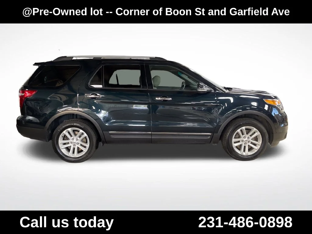Used 2015  Ford XLT image 6