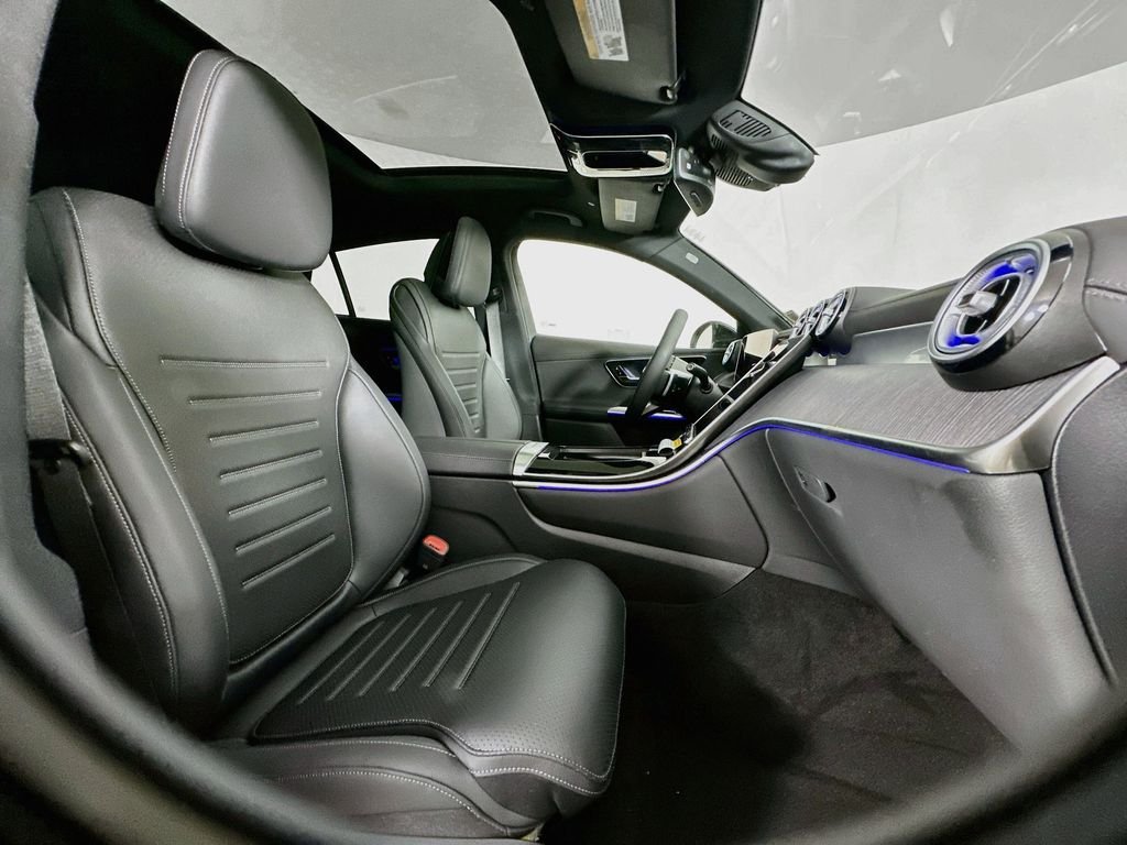 New 2027 Polar White Mercedes-Benz GLC 300 image 30