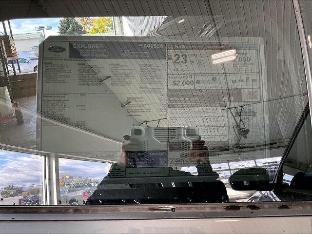 New 2027 Carbonized Gray Metallic Ford Active image 18