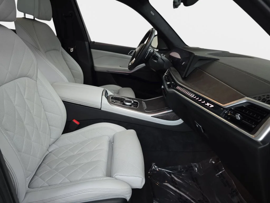 Used 2023 Skyscraper Gray Metallic BMW xDrive40i image 10