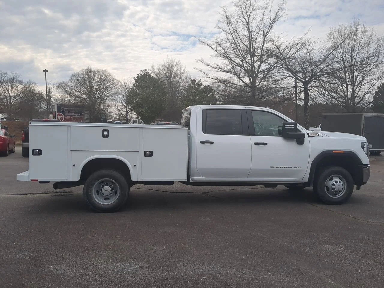 New 2026 Summit White GMC Pro image 9
