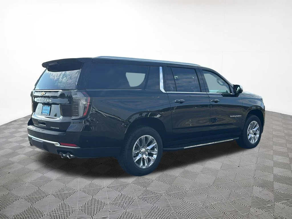 2026 Chevrolet Suburban Premier - Photo 9
