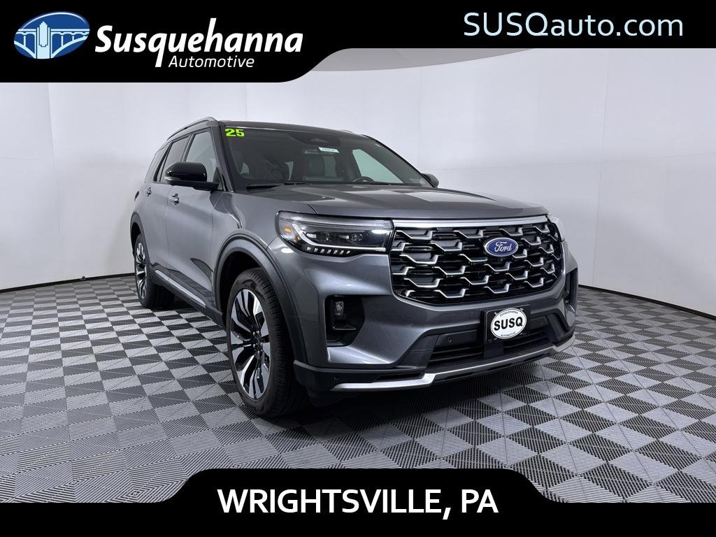 Used 2025 Carbonized Gray Metallic Ford Platinum image 1