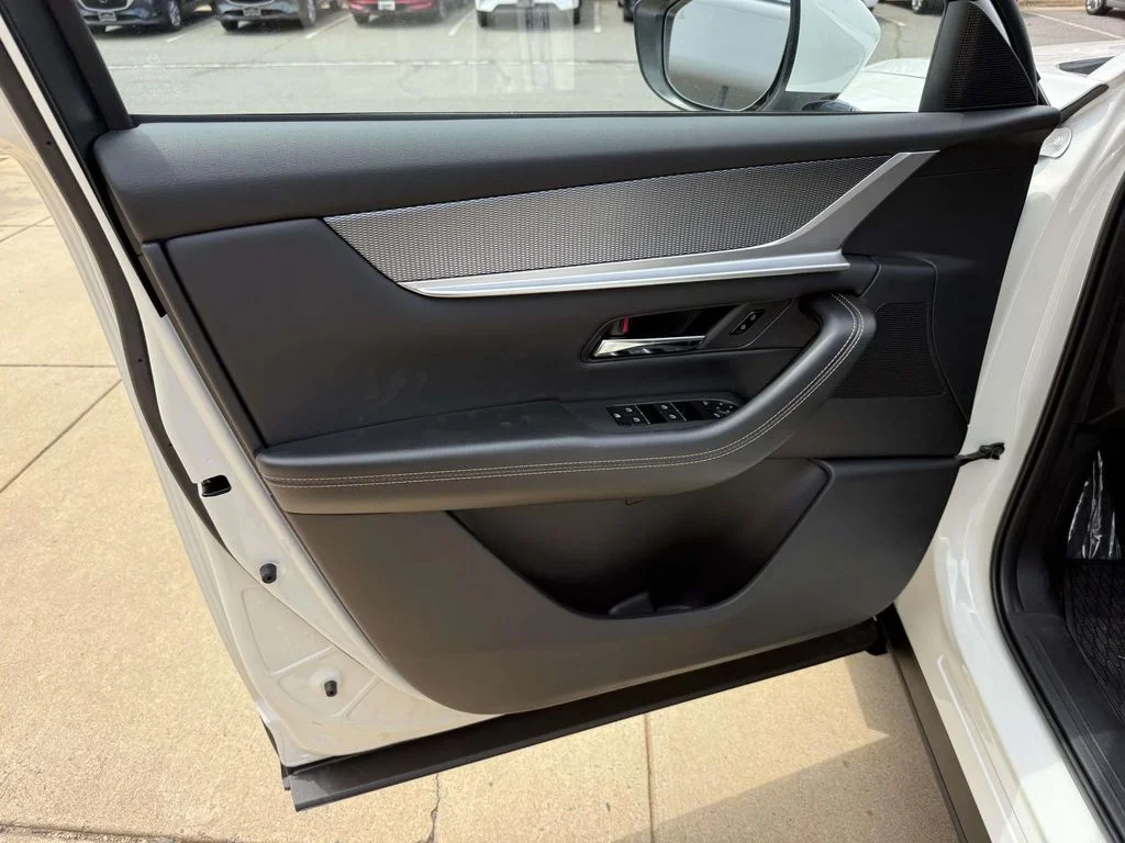 New 2026 White Mazda Preferred image 33