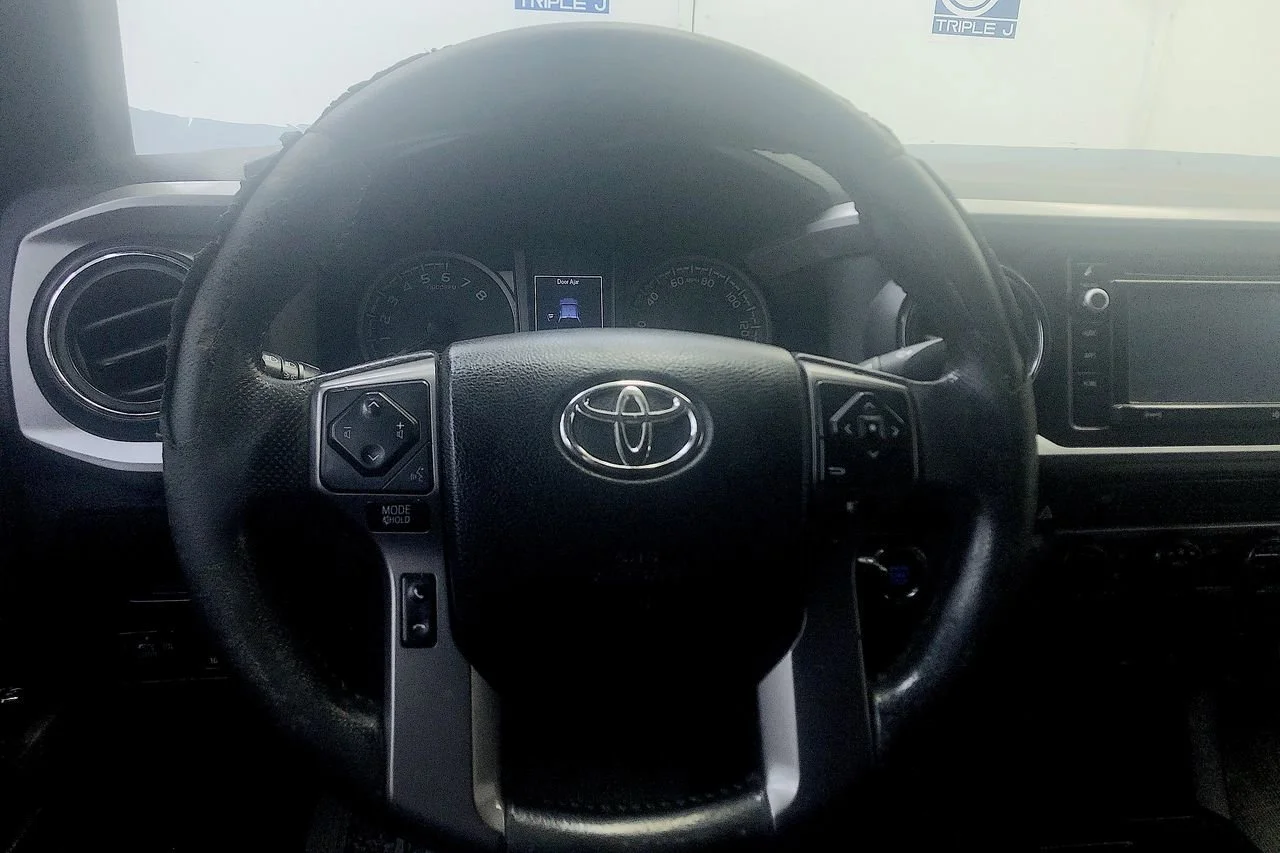 Used 2016 Black Toyota Limited image 21
