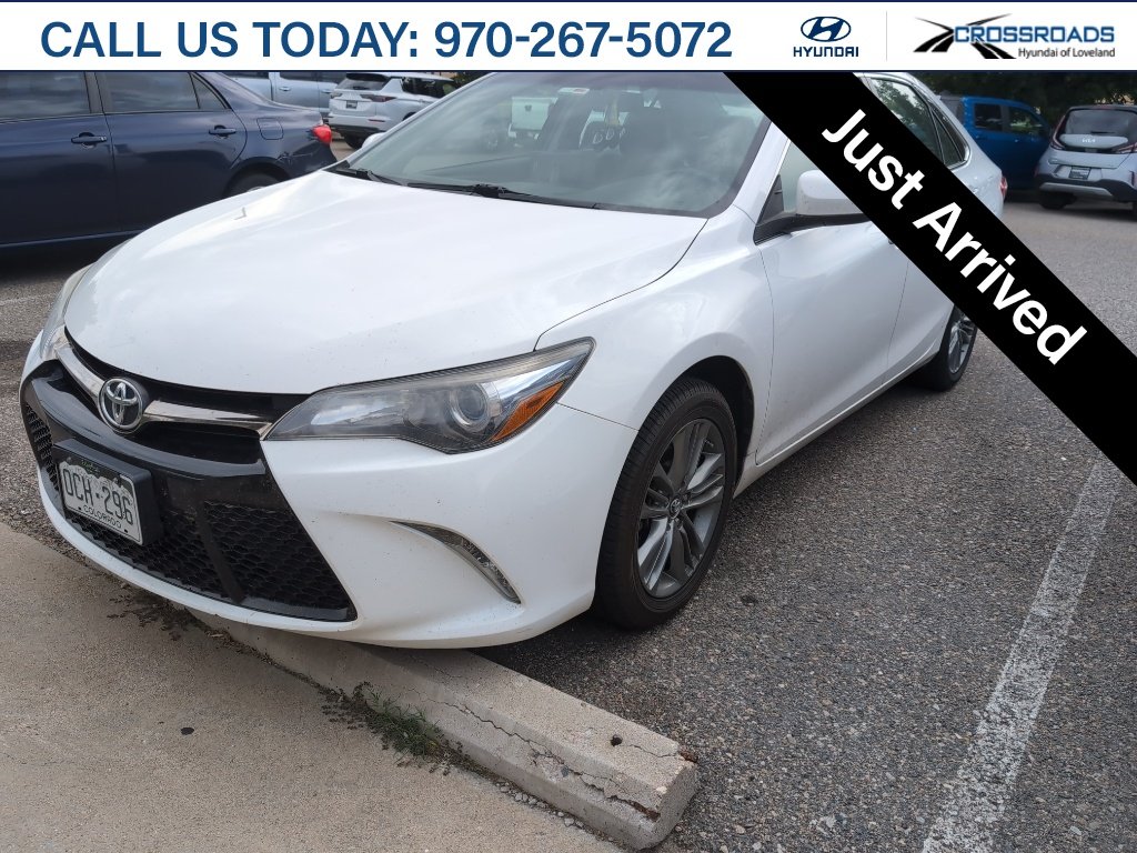 Used 2017 White Toyota  image 1