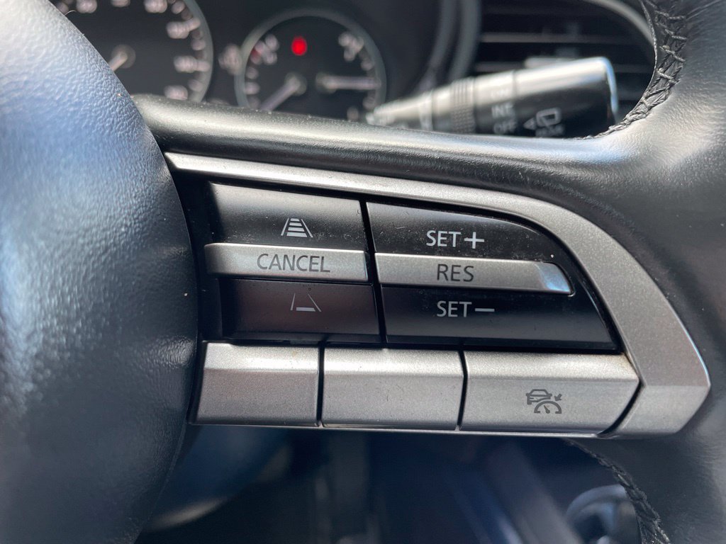 Used 2020 Silver Mazda Select image 19