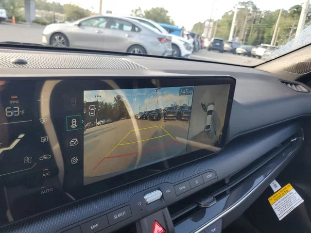 2025 Kia K4 GT-Line Turbo - Photo 17