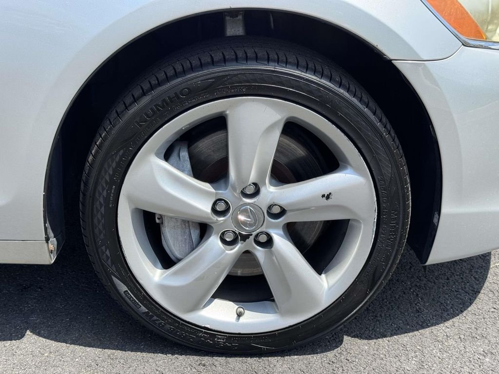 Used 2009 Silver Lexus 350 image 27