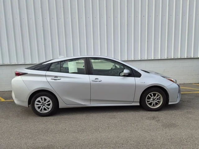 Used 2016 Silver Toyota Two image 4