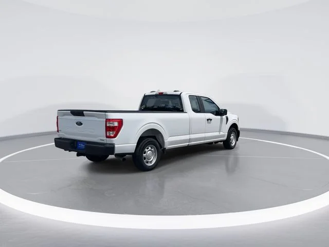 Used 2021 White Ford XL image 7