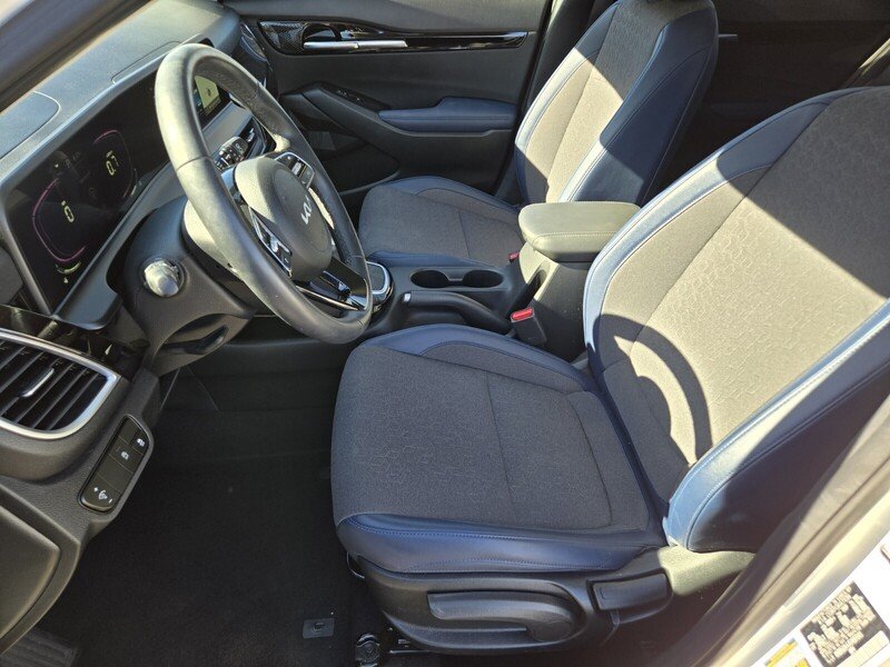 Certified Used 2025 White Kia S image 11