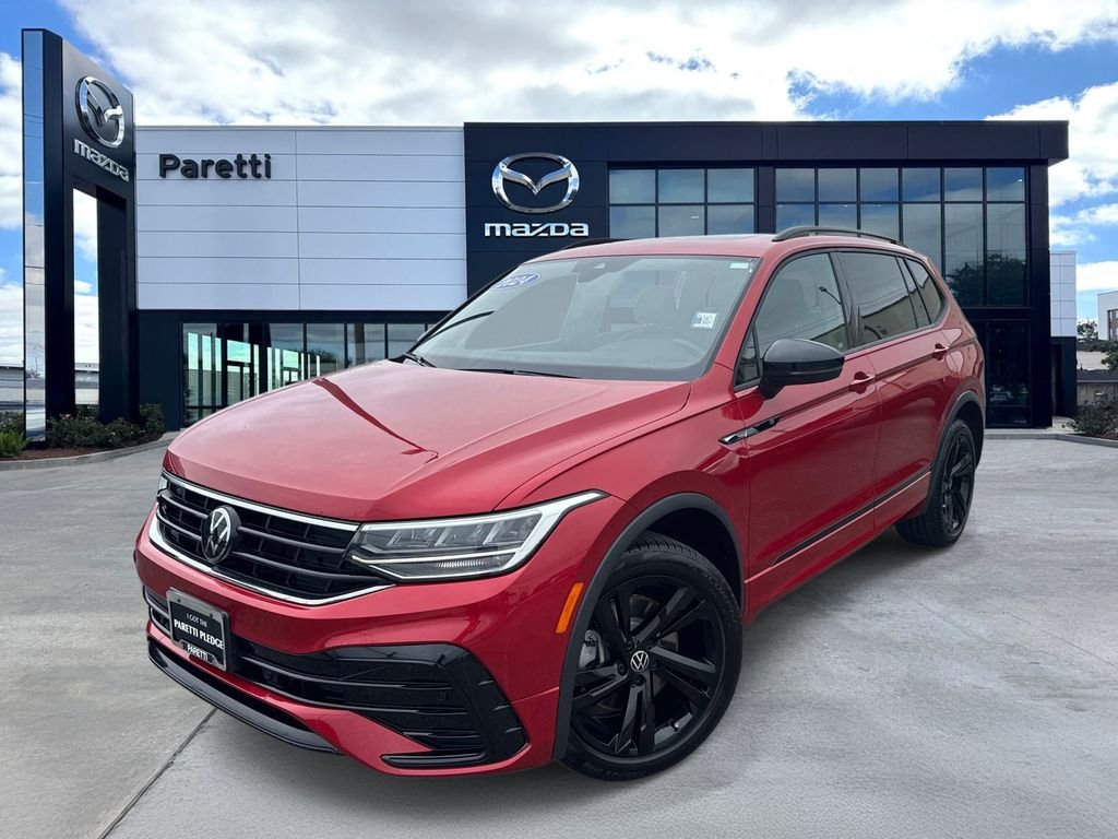 2024 Volkswagen Tiguan 2.0T SE R-Line Black's photo