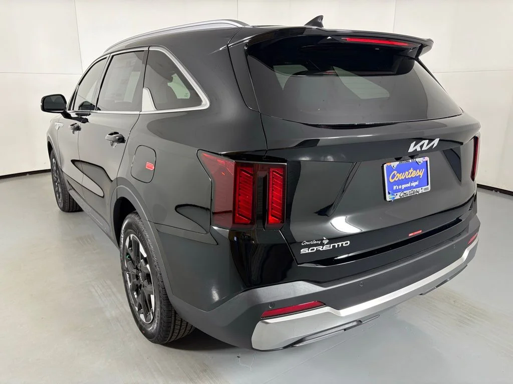 2026 Kia Sorento S - Photo 6