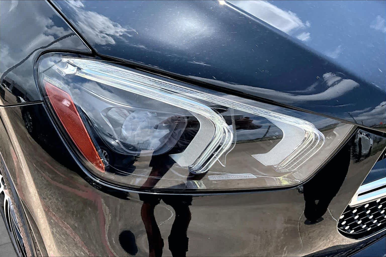 Used 2023 Black Mercedes-Benz GLE 450 image 32