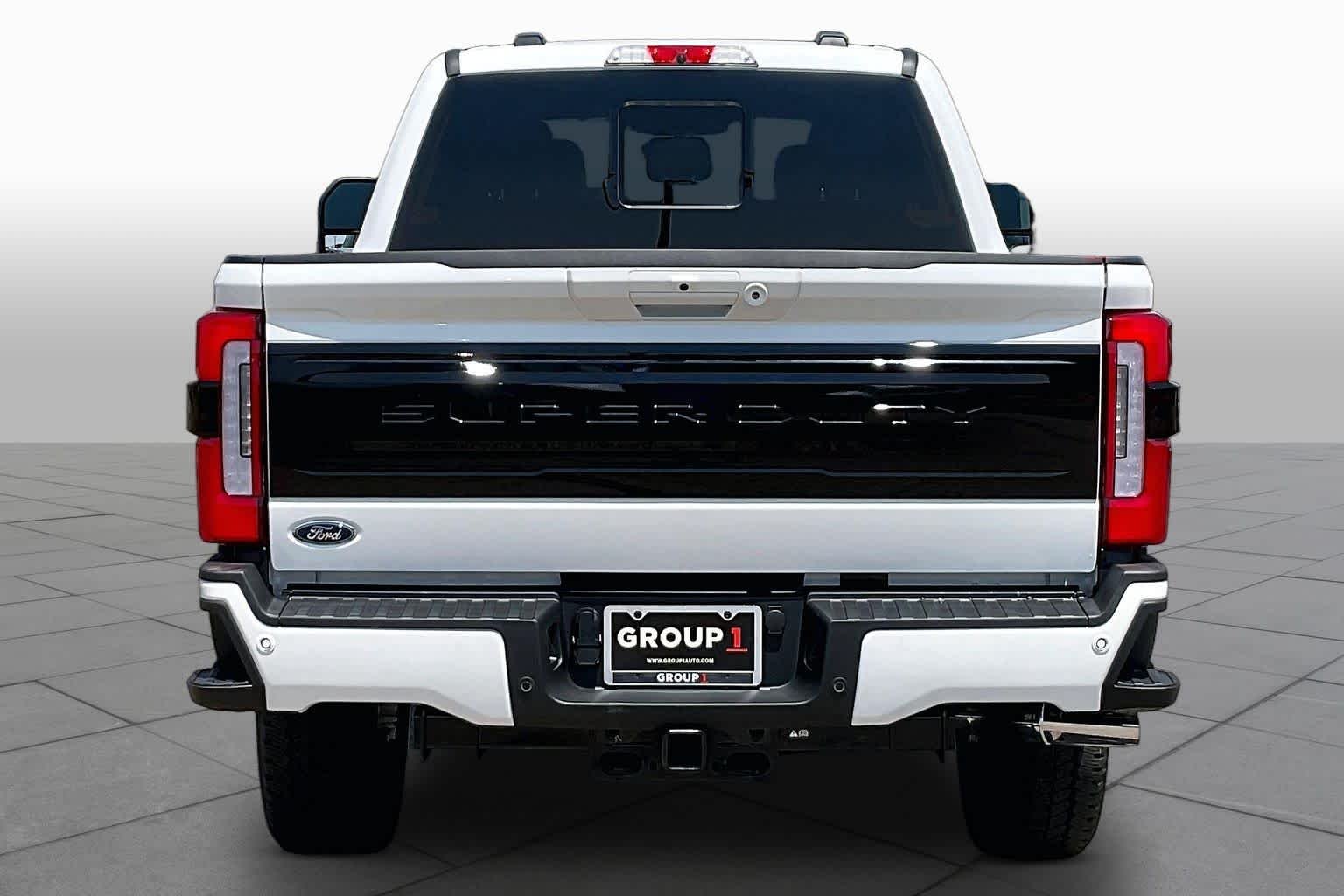 New 2026 Star White Metallic Tri-Coat Ford F-250® Platinum® image 4
