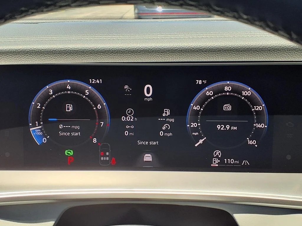 New 2026 Platinum Gray Metallic Volkswagen 2.0T SE R-Line Black image 16