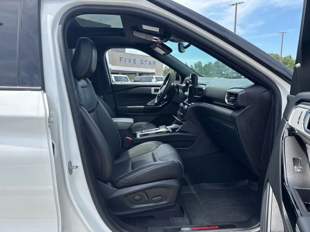 Used 2022 White Ford ST image 20