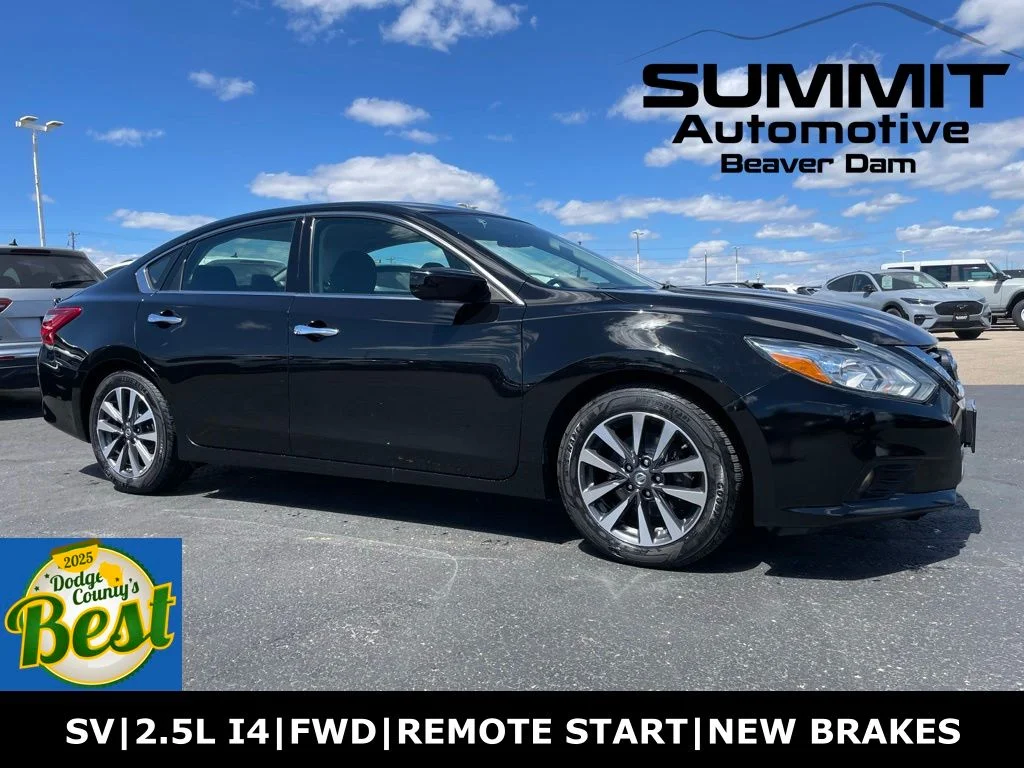 Used 2017 Super Black Clearcoat Nissan 2.5 SV image 1