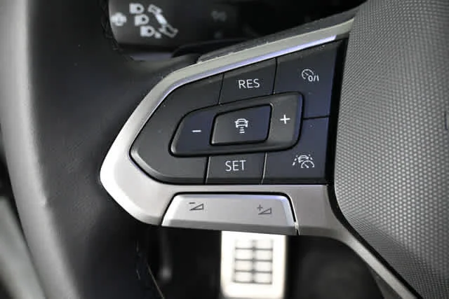 New 2026 Opal White Pearl Volkswagen 2.0T SEL Premium R-Line image 60