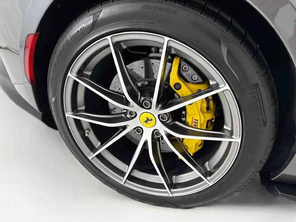 Used 2019 Grigio Silverstone Ferrari Base image 30